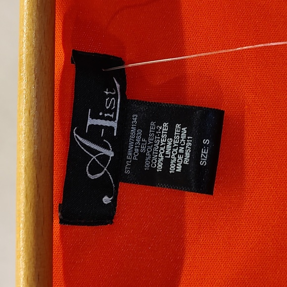 Women's lined sleeveless peach dress by A-List. Size Small - Picture 7 of 13